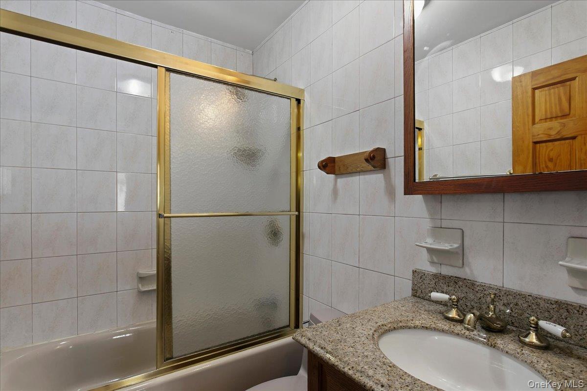 4010 De Reimer Avenue – For Sale photo 10