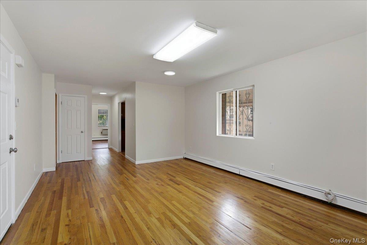 4010 De Reimer Avenue – For Sale photo 3