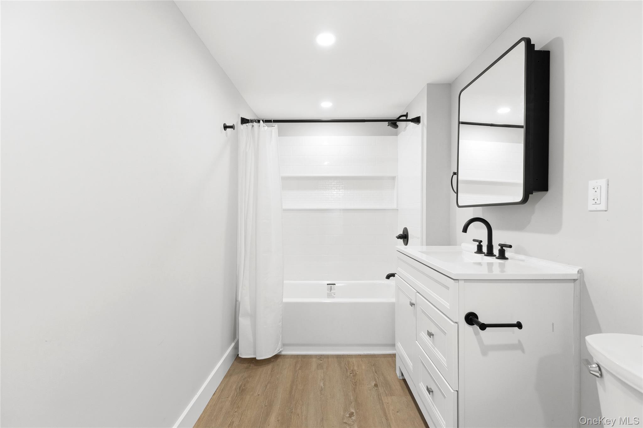 162 Mill Road, Unit Unit 1 photo 6