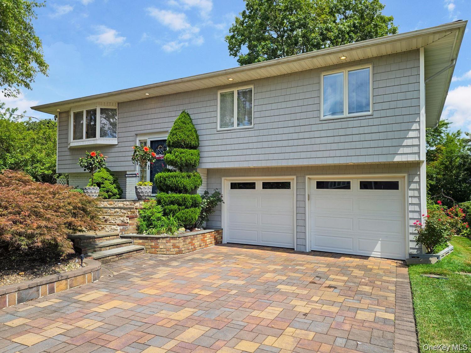 1727 Roberta Lane – For Sale photo 2