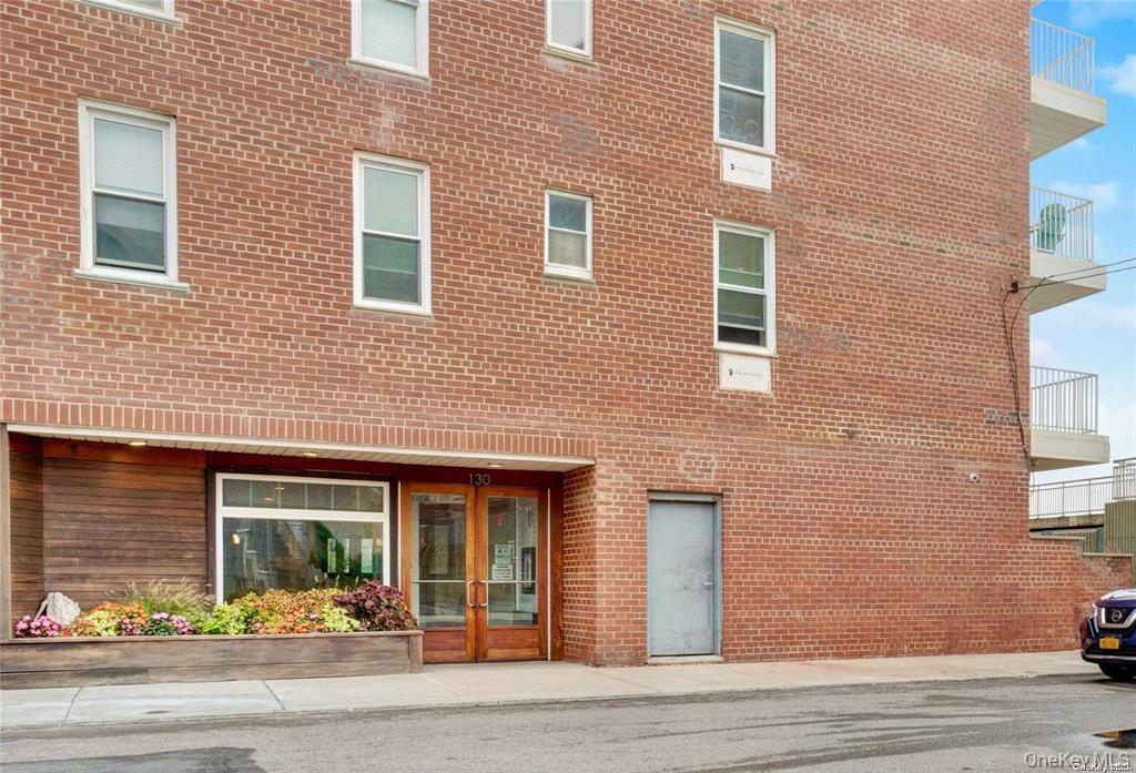 130 Beach 121st Street, Unit 3B photo 3