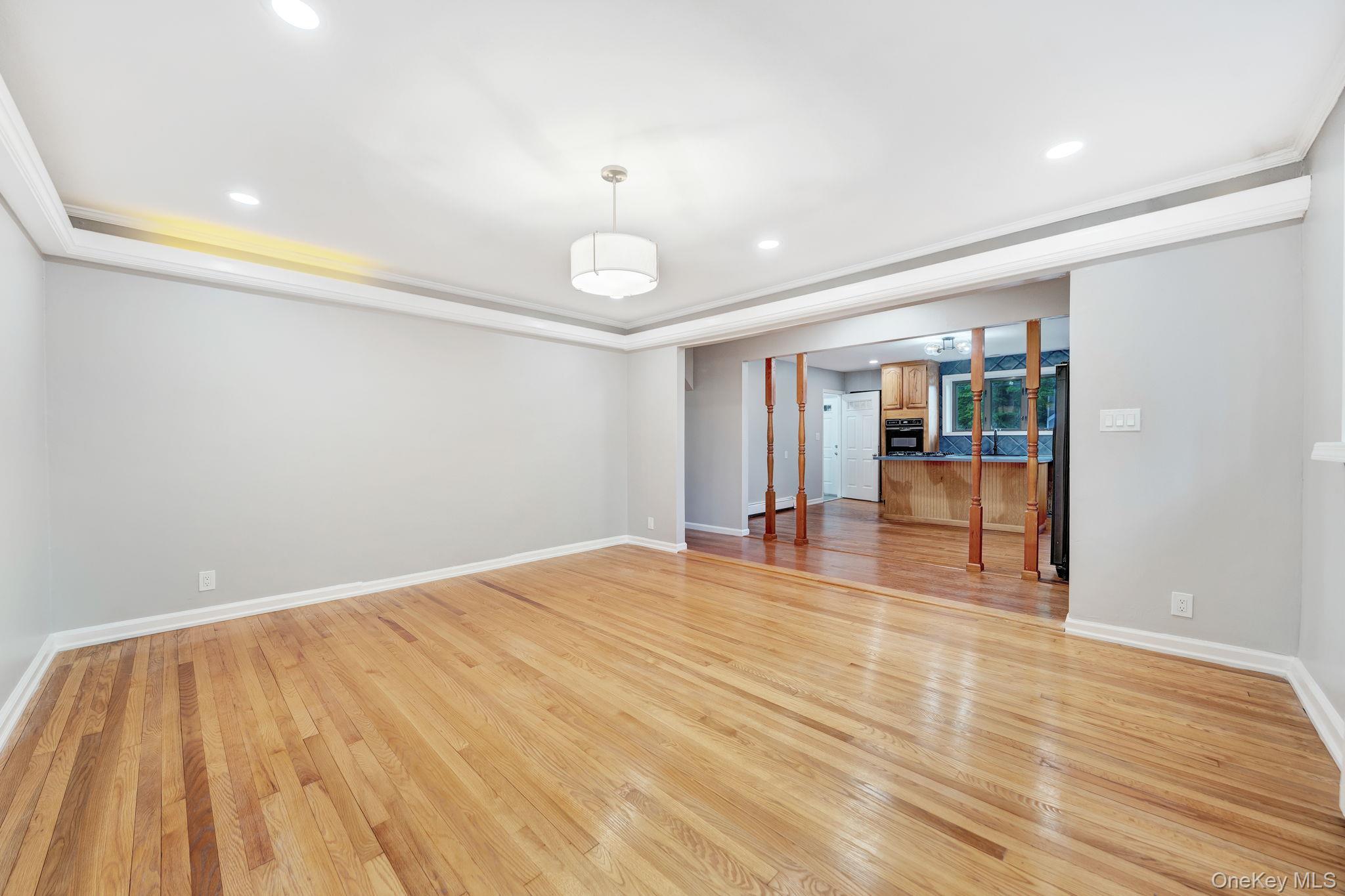 634 Leonard Avenue – For Sale photo 5