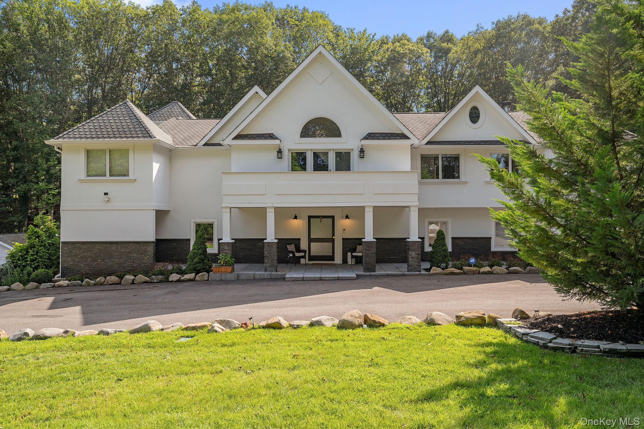 12 Seaside Drive – For Sale