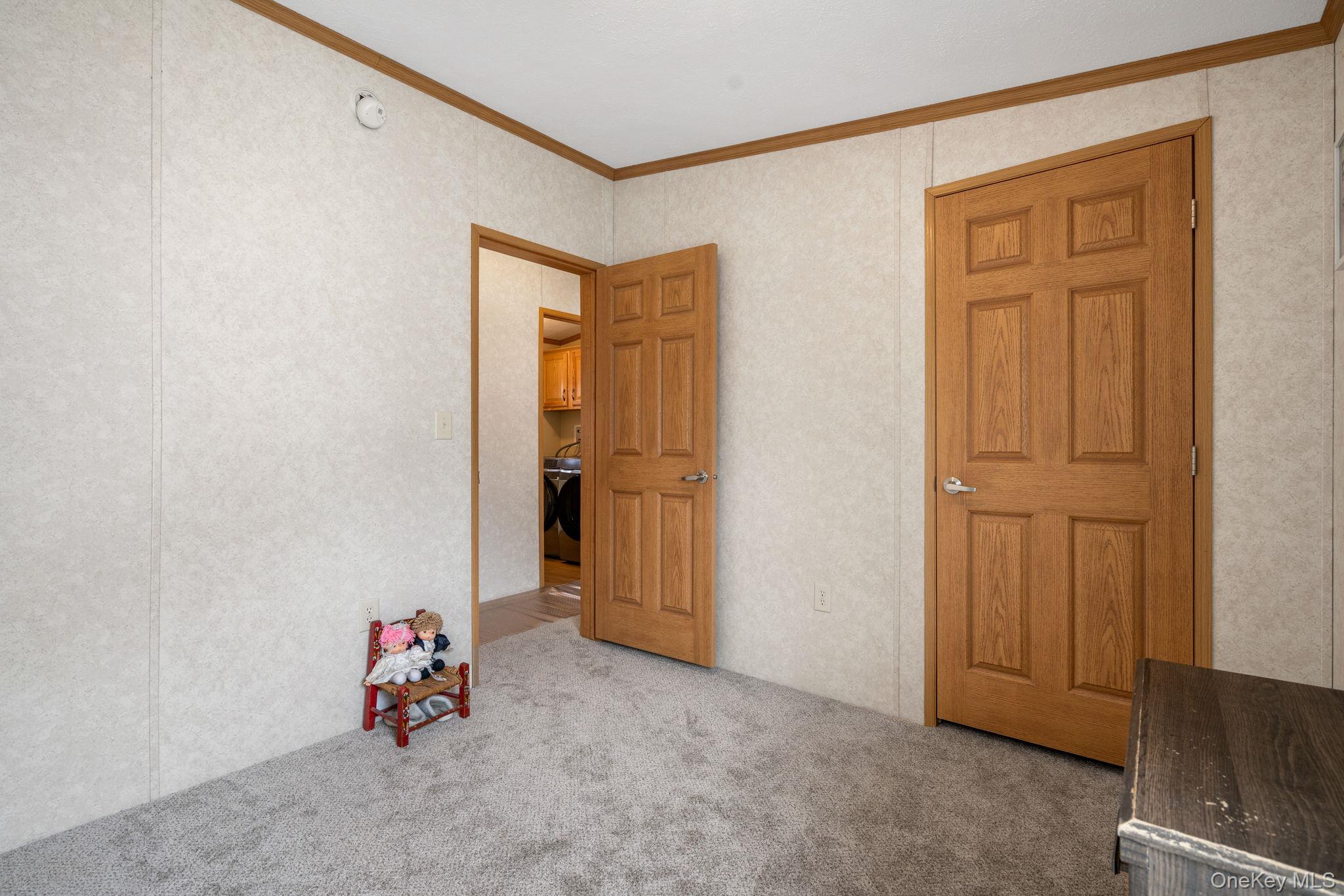 26 East Avenue – For Sale photo 14