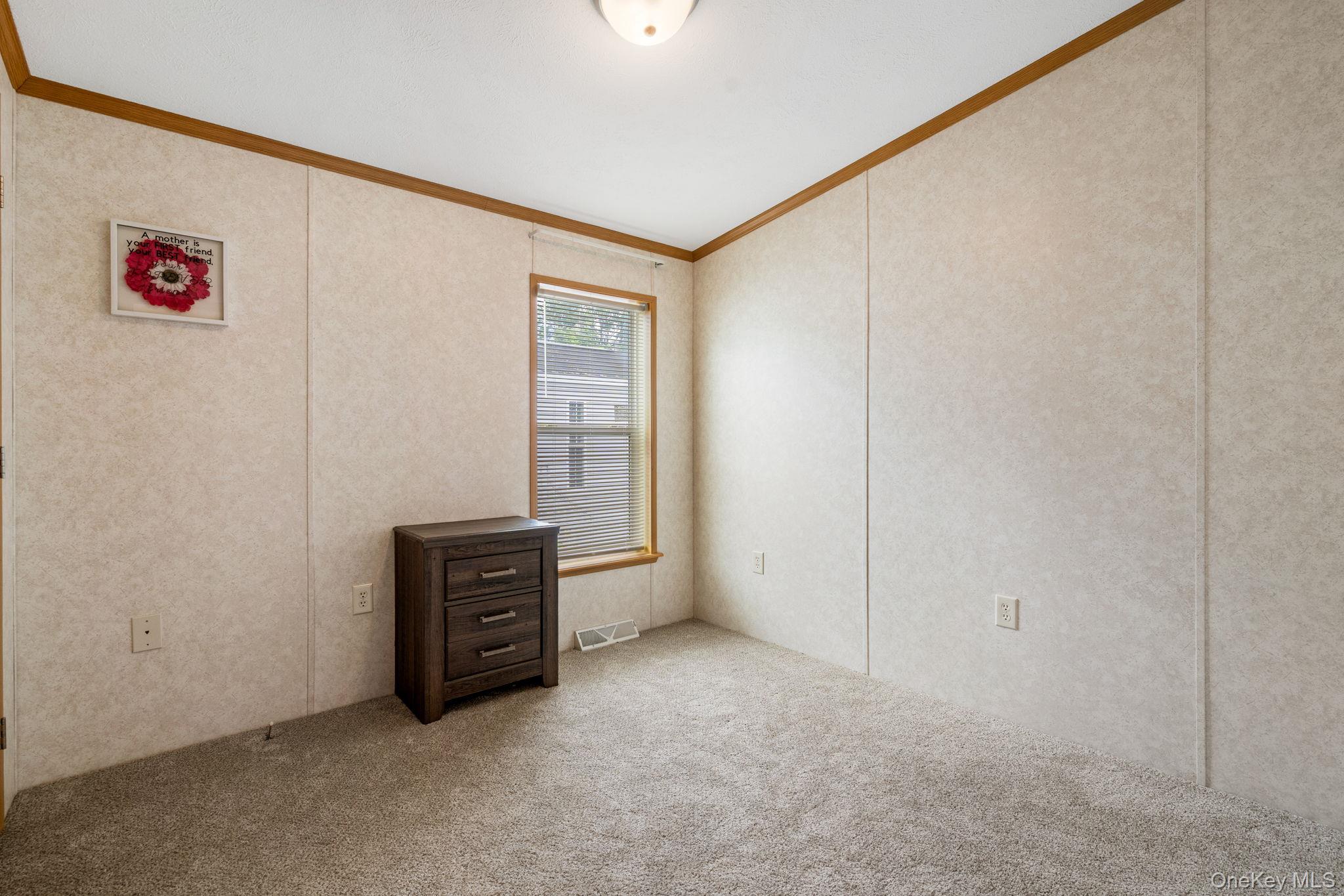 26 East Avenue – For Sale photo 13