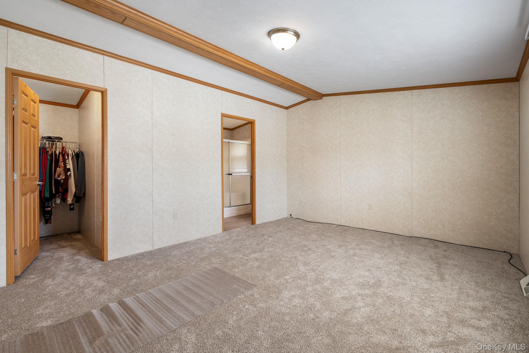 26 East Avenue – For Sale photo 11