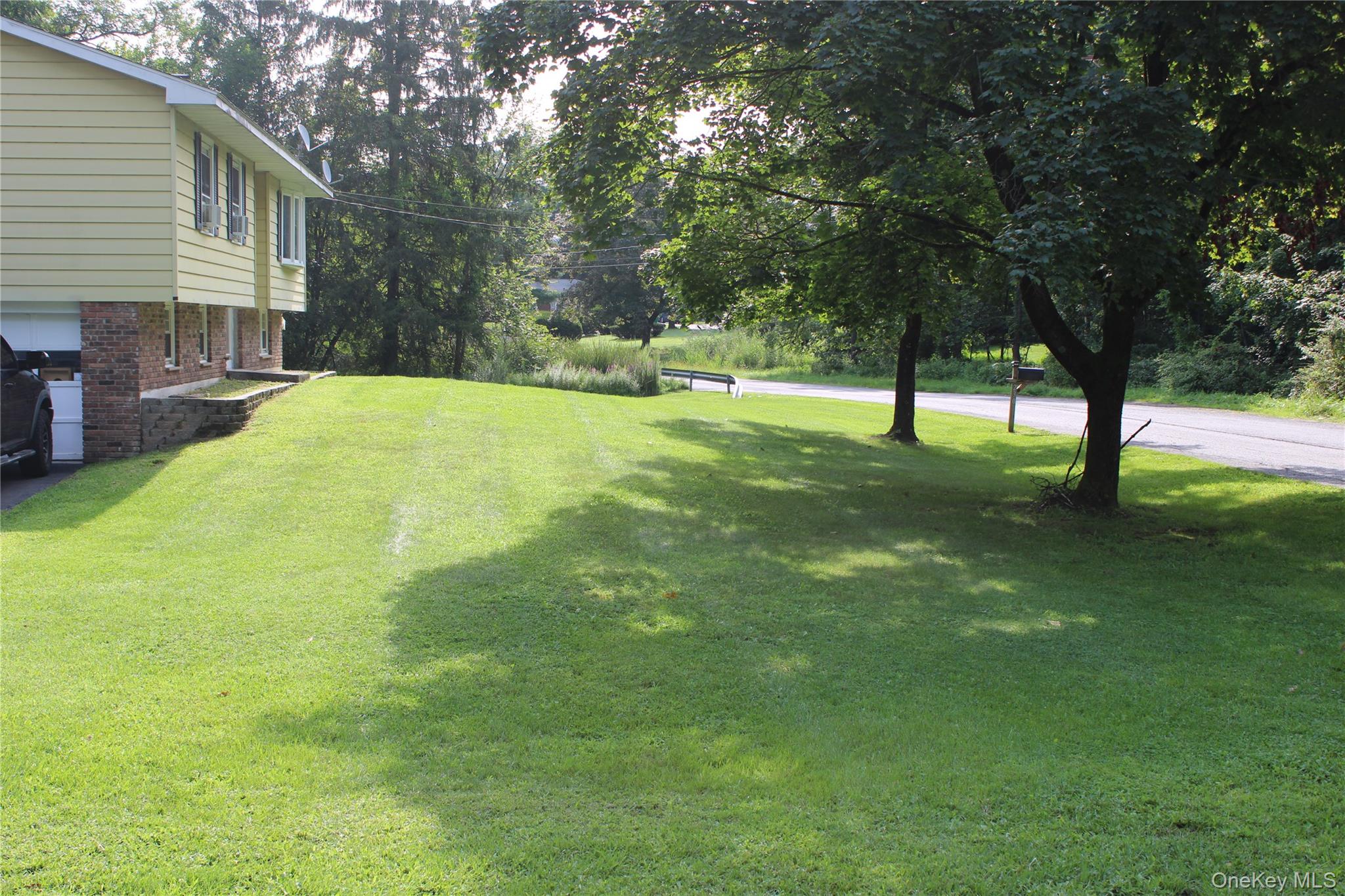 230 Roosevelt Road – For Sale photo 9