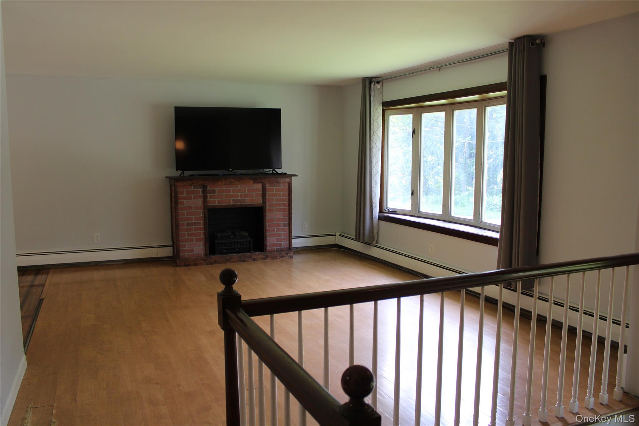 230 Roosevelt Road – For Sale photo 12