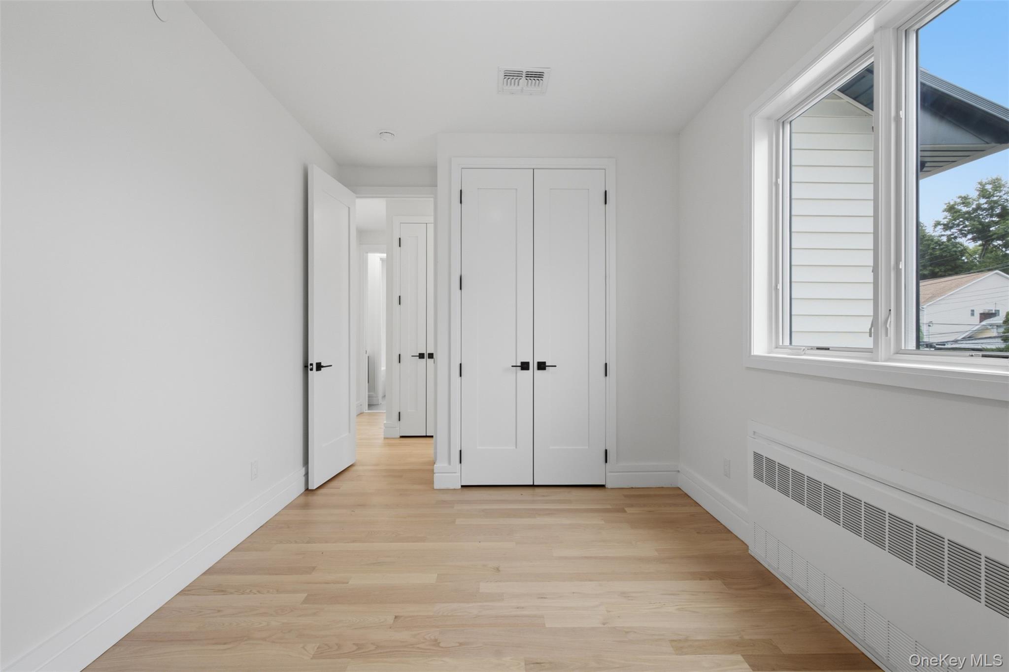 20 Singer Avenue, Unit 202 photo 26