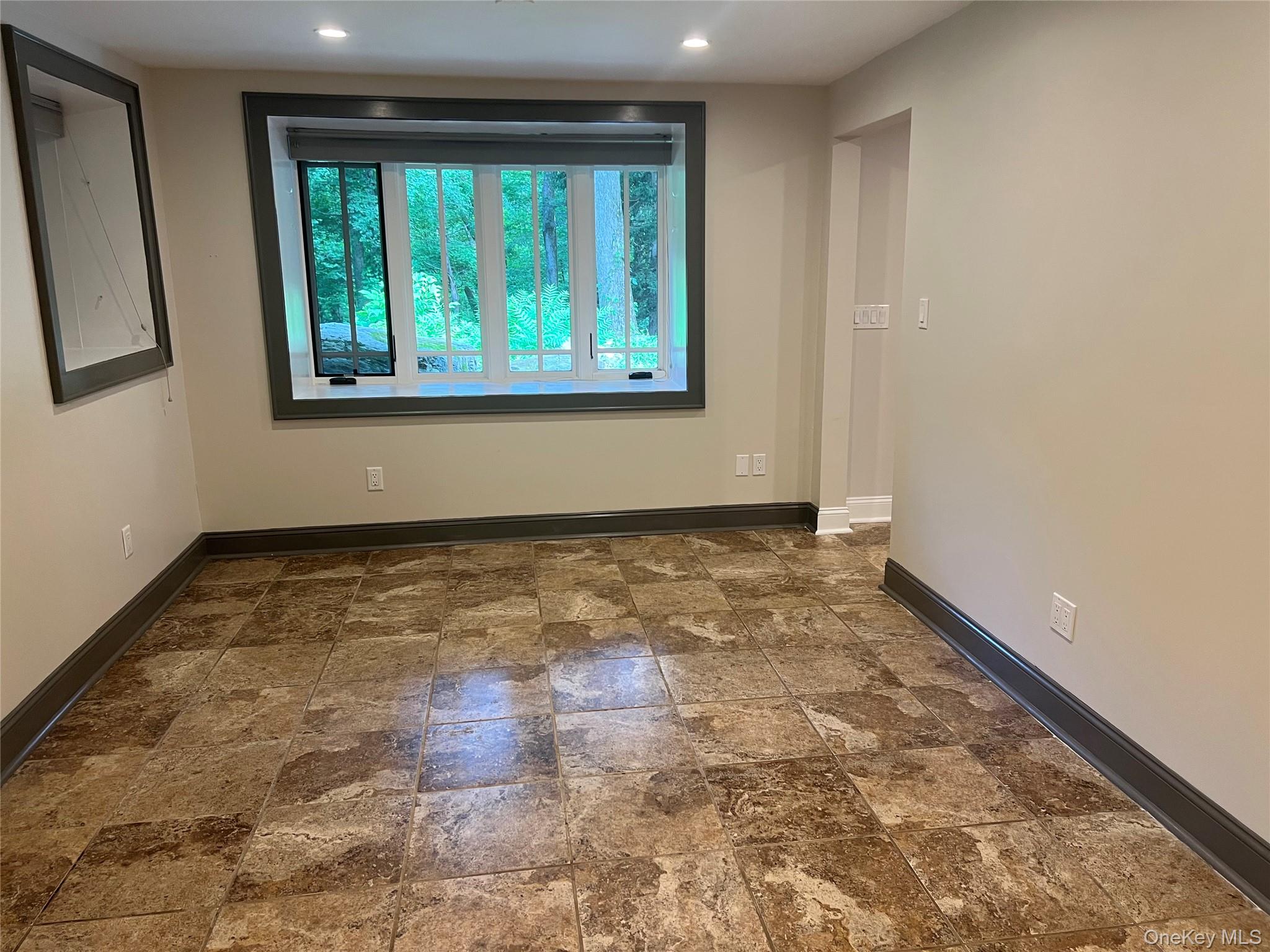 60 Kona Way – For Rent photo 8