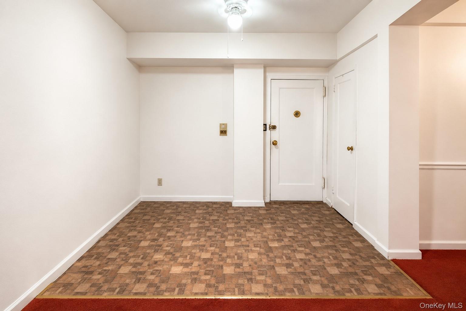 280 Collins Avenue, Unit 3i photo 5
