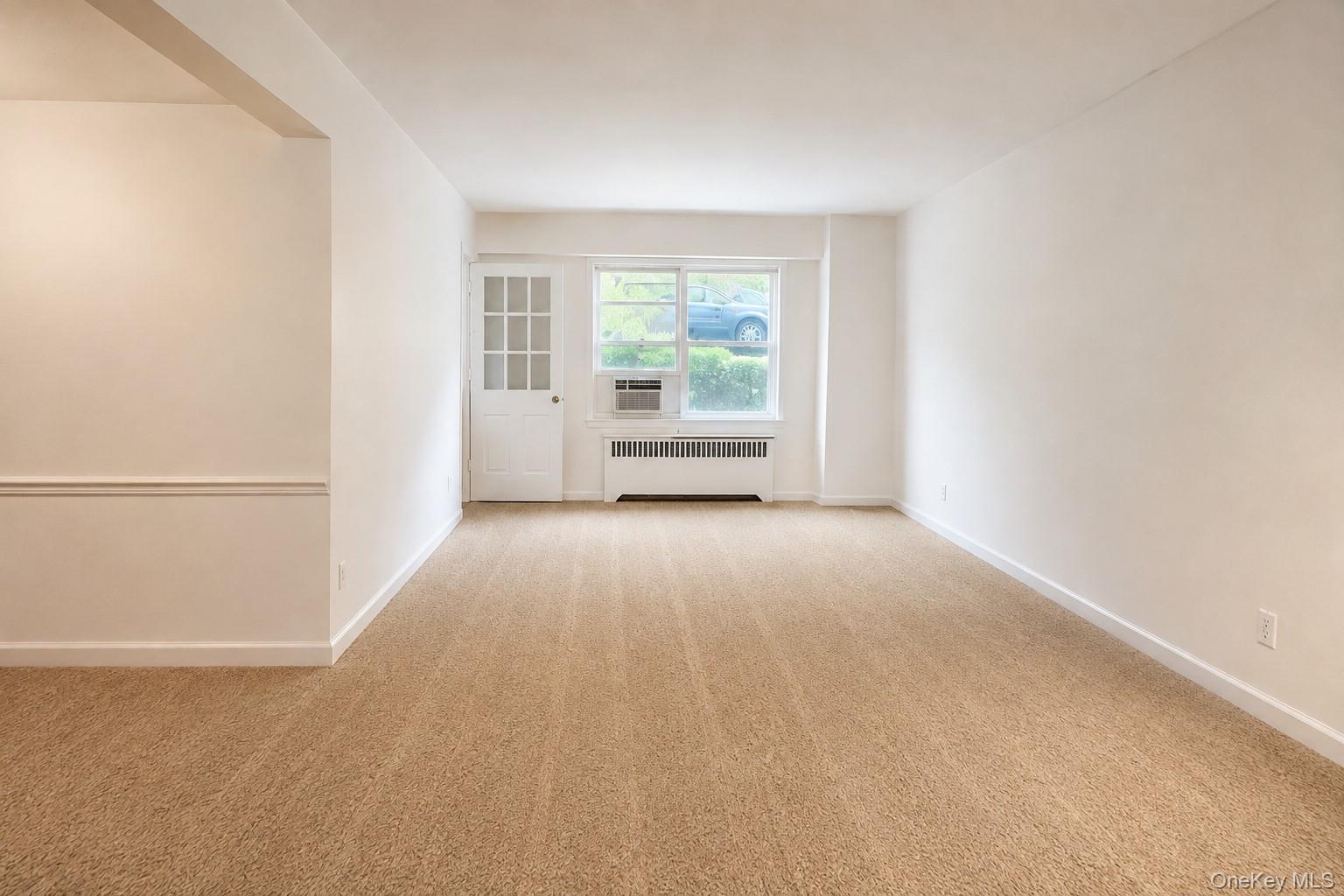 280 Collins Avenue, Unit 3i photo 8