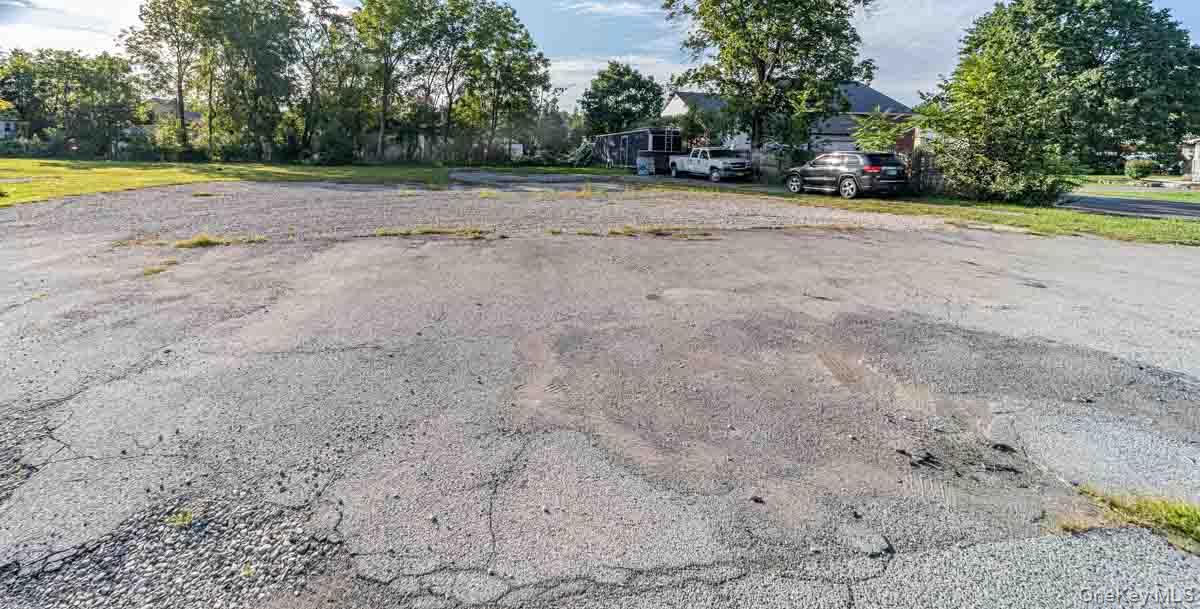 212 Homestead Avenue – For Sale photo 14