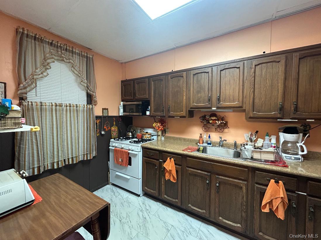 73-58 71st Street – For Sale photo 47