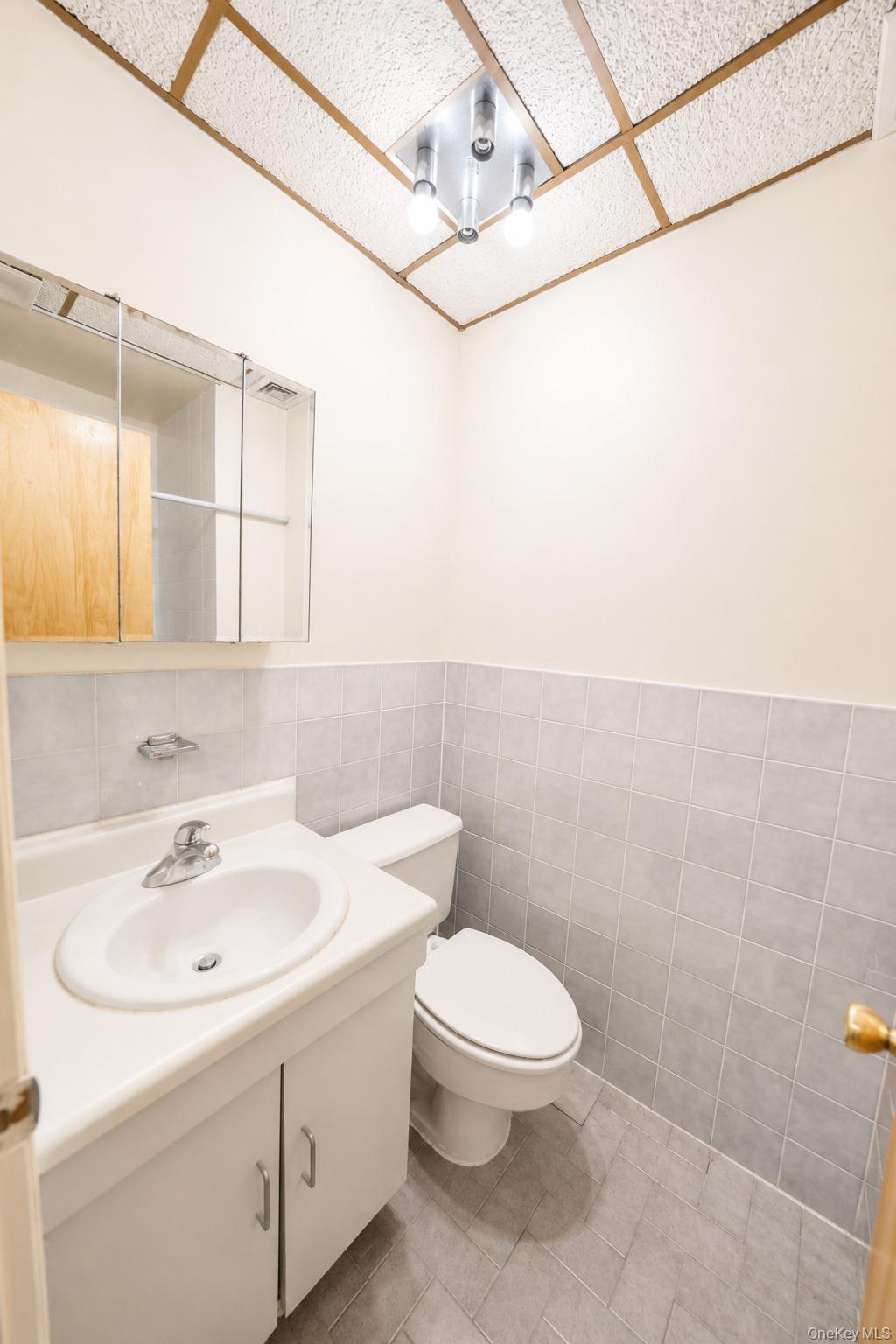 6419 Myrtle Avenue – For Sale photo 6