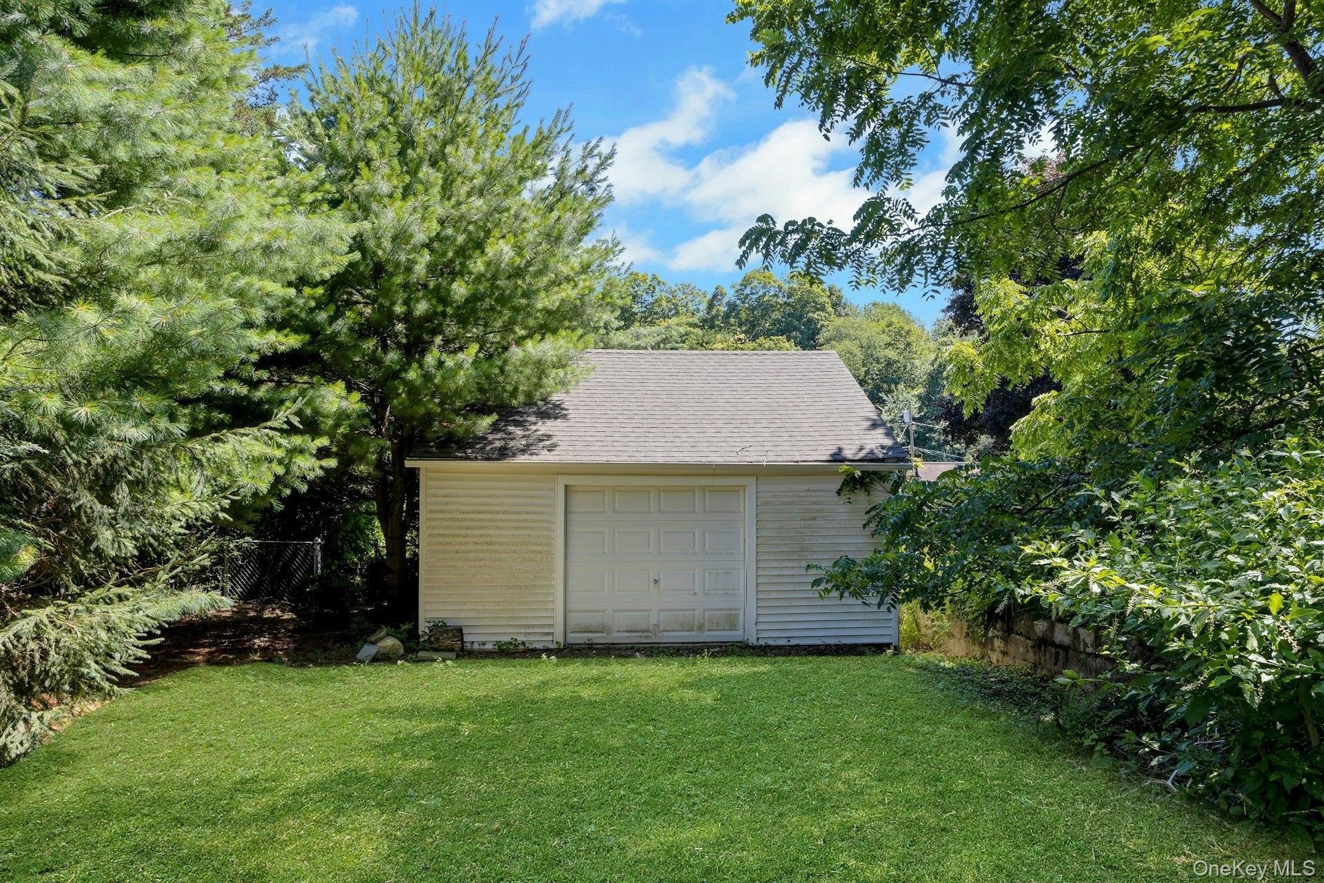 22 Larch Dr Larch Drive – For Sale photo 15