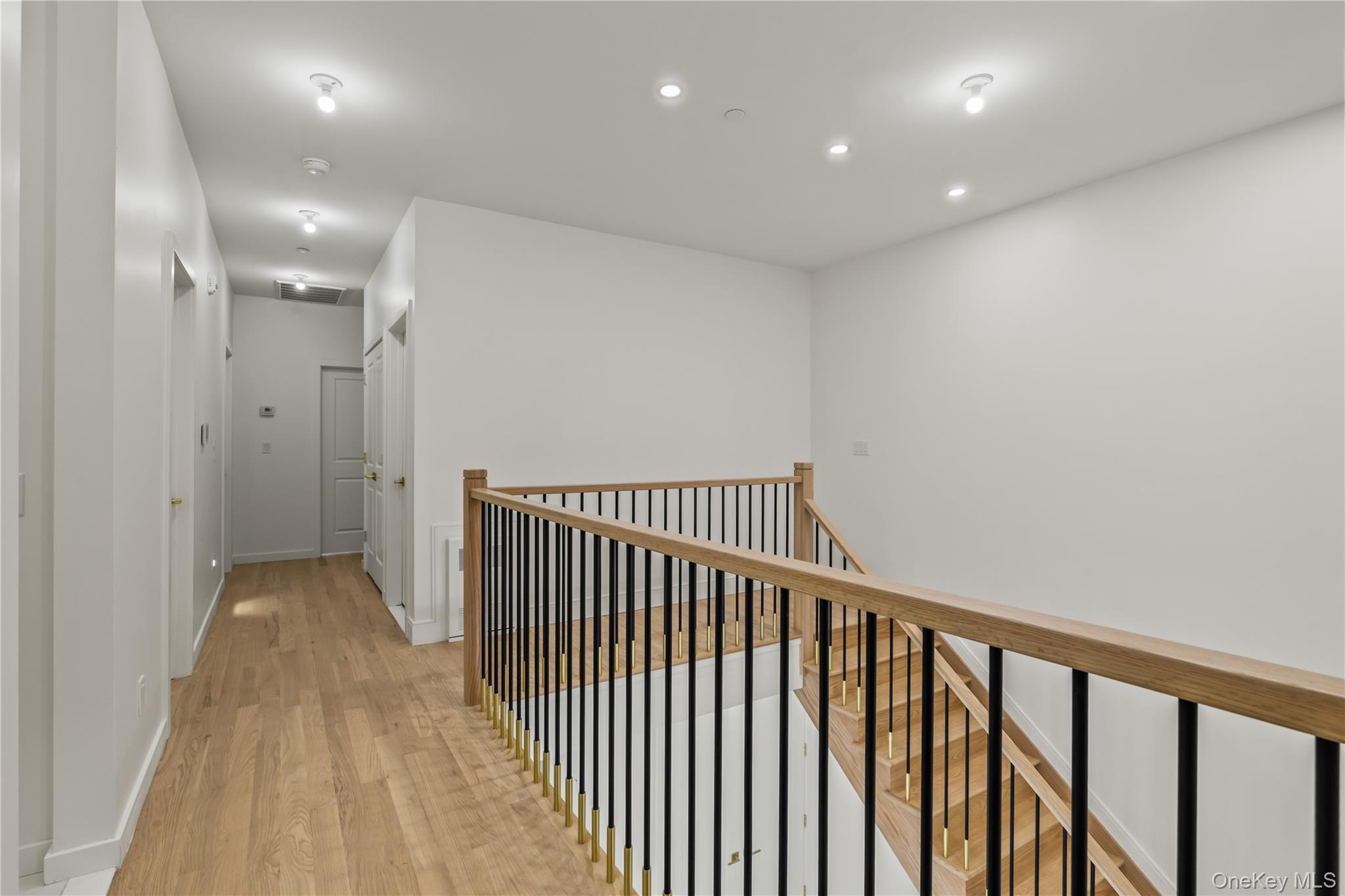 41 Saddle River Road, Unit 201 photo 21