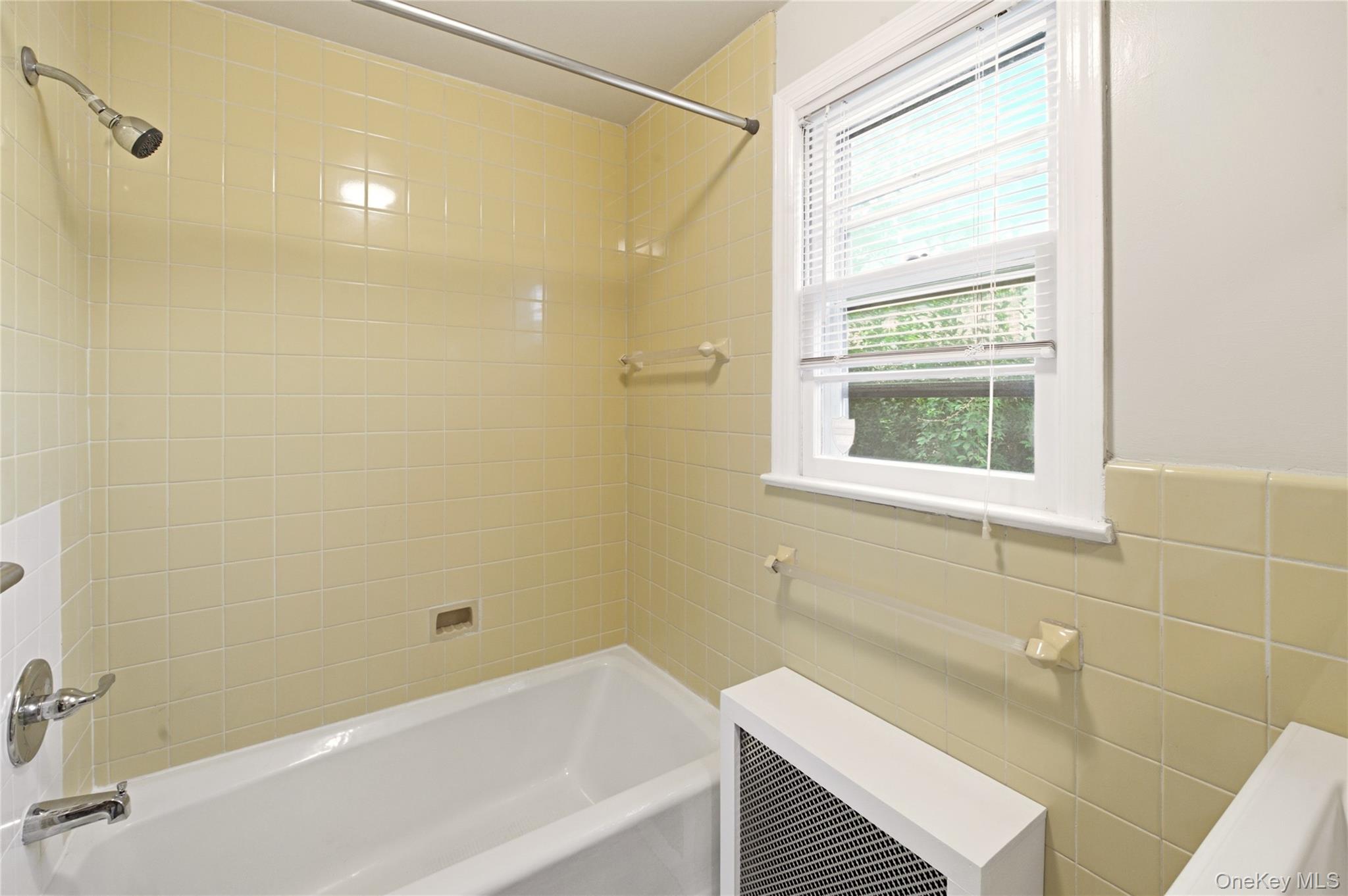 19 Sunset Avenue – For Rent photo 18