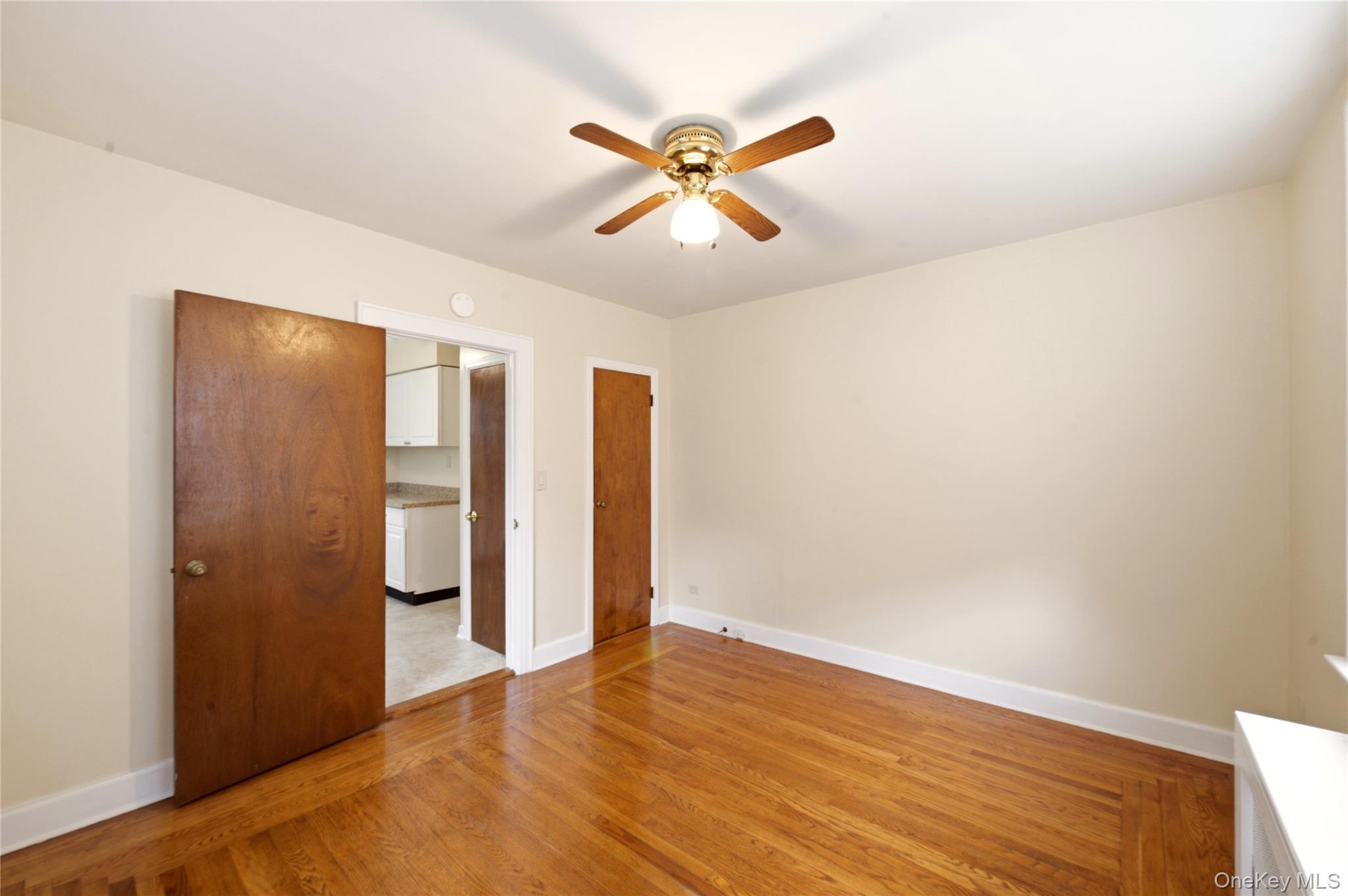 19 Sunset Avenue – For Rent photo 14
