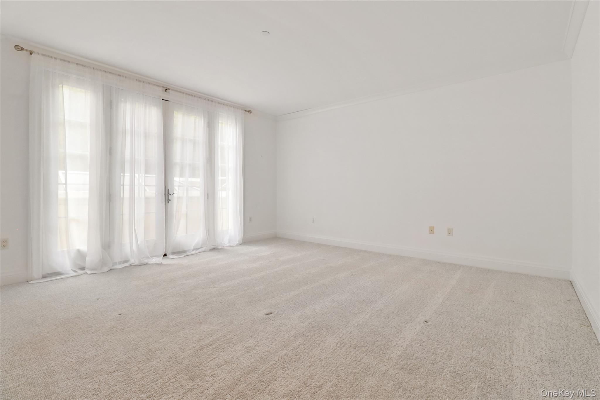 212 Trump Park Park – For Sale photo 17