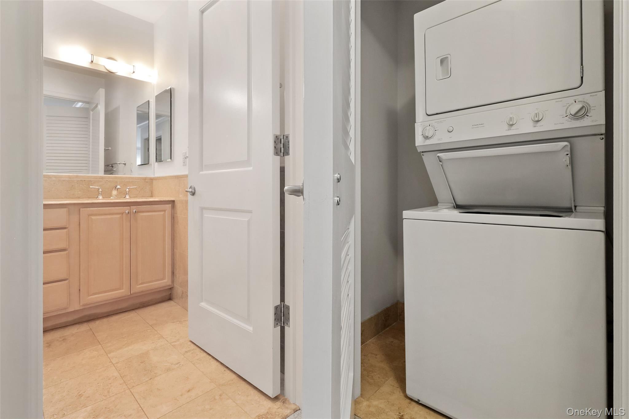 212 Trump Park Park – For Sale photo 23