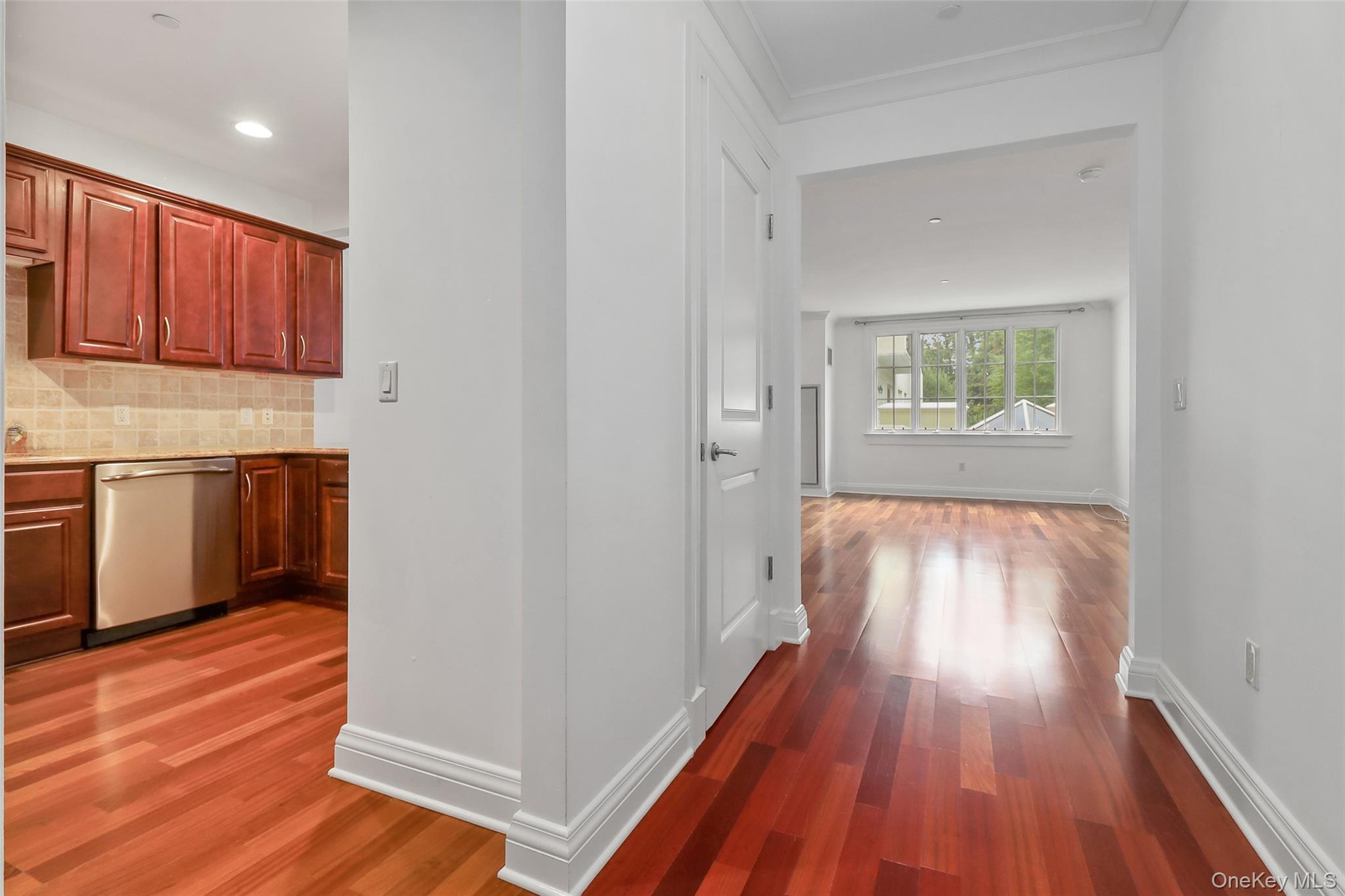 212 Trump Park Park – For Sale photo 10