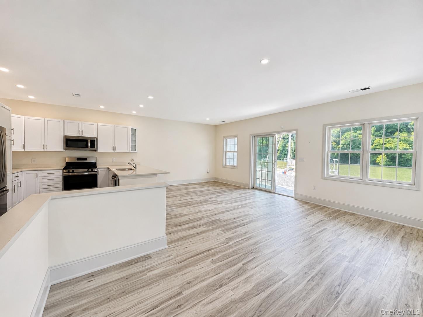 25 Marina Drive – For Sale photo 13