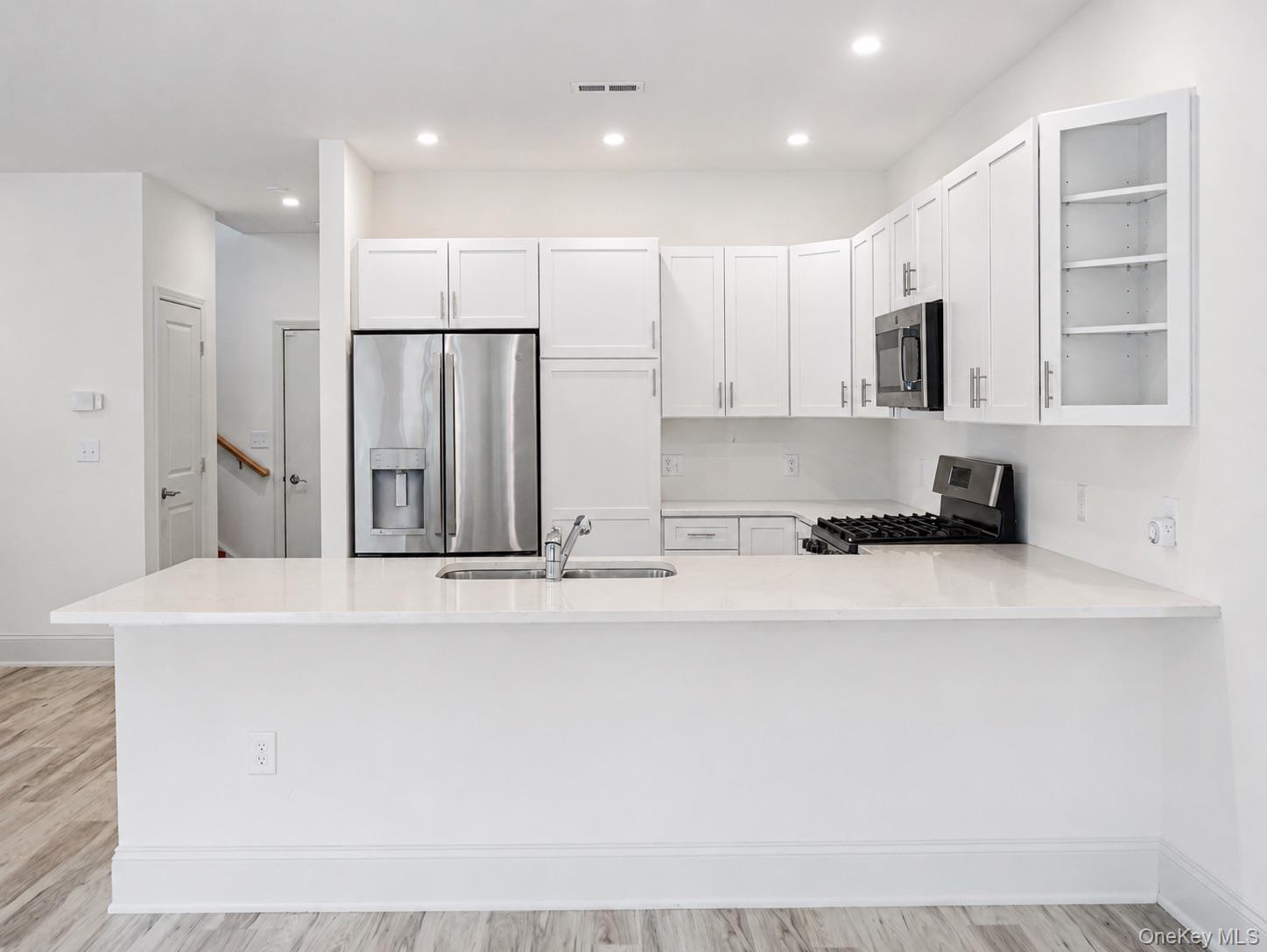 25 Marina Drive – For Sale photo 10