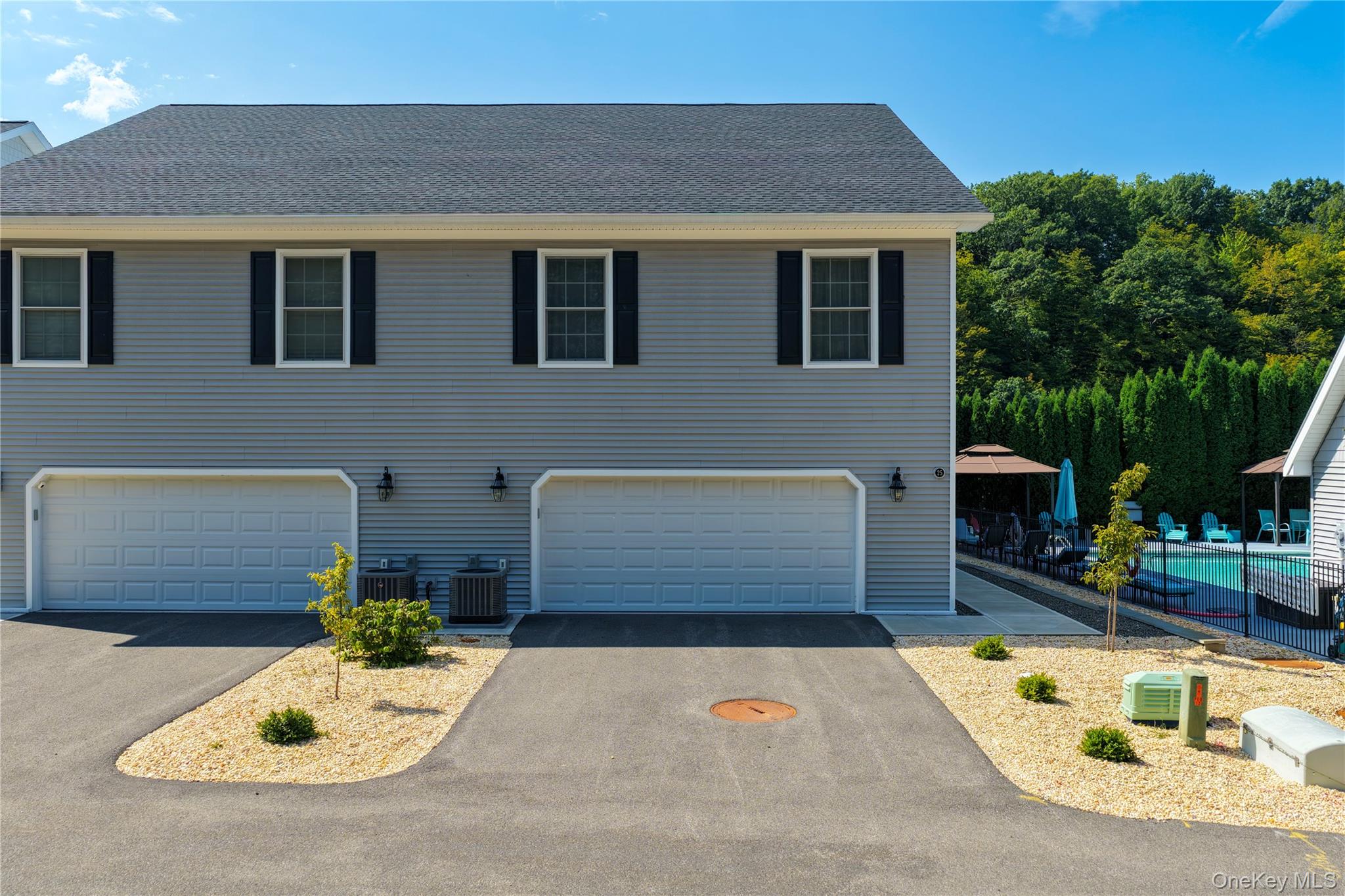 25 Marina Drive – For Sale photo 2