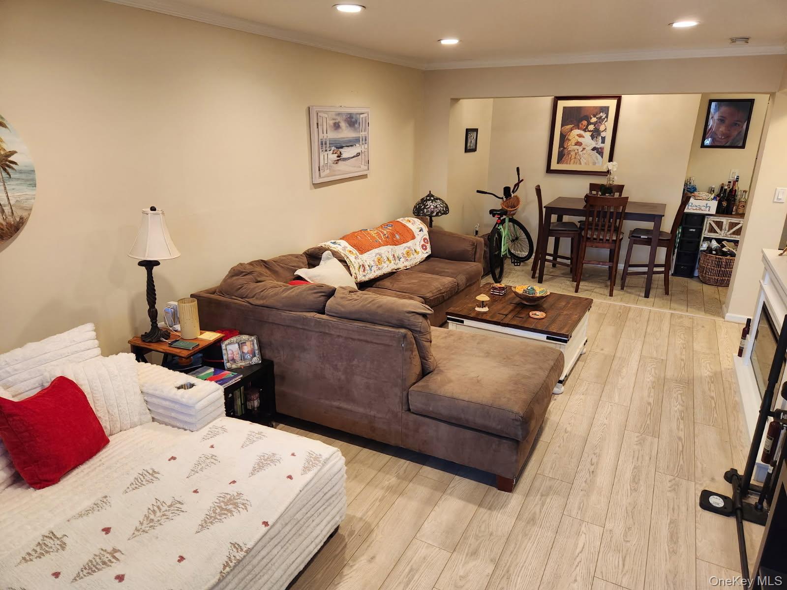 55 Monroe Boulevard, Unit 5-R photo 3