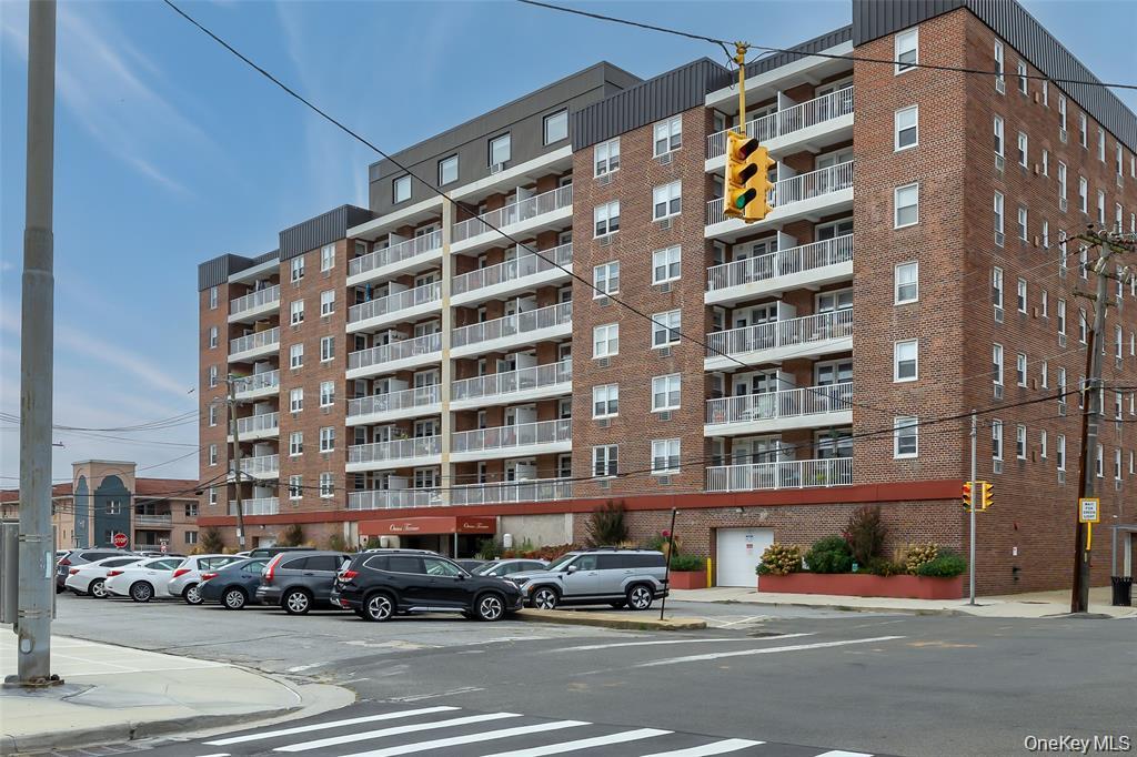 55 Monroe Boulevard, Unit 5-R photo 31