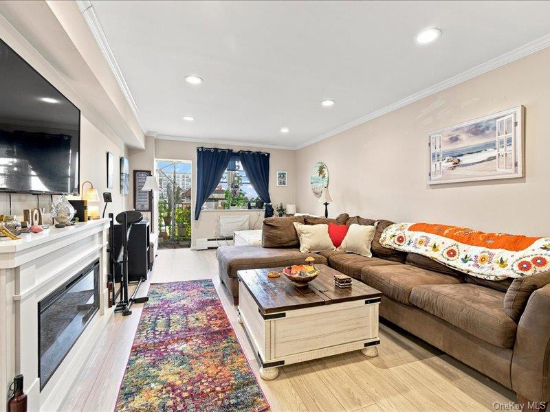 55 Monroe Boulevard, Unit 5-R photo 13