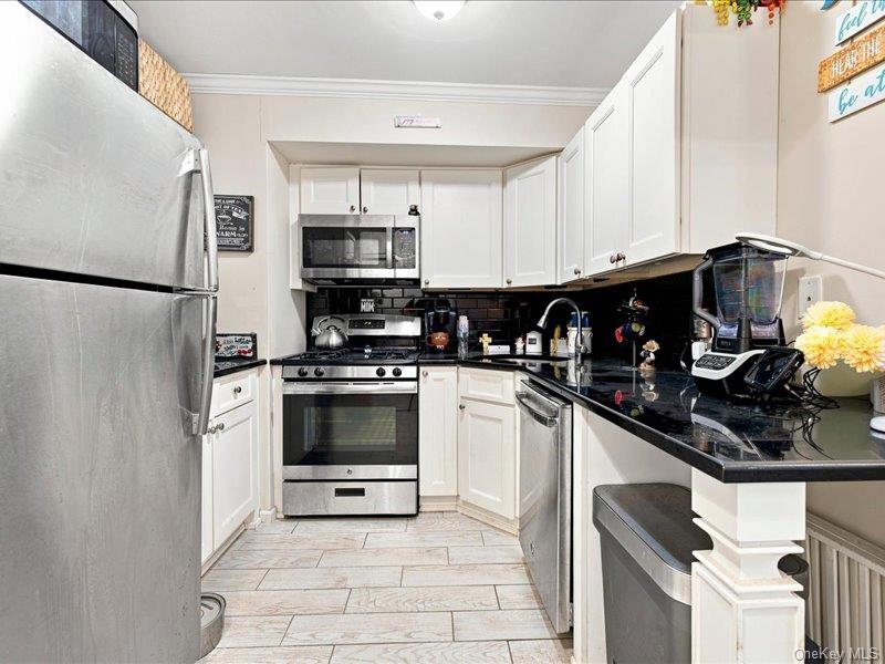 55 Monroe Boulevard, Unit 5-R photo 9