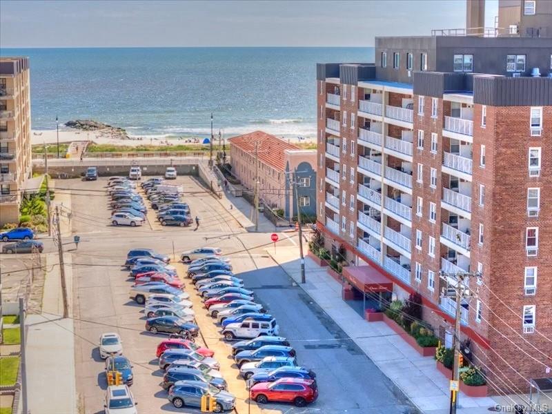 55 Monroe Boulevard, Unit 5-R photo 4