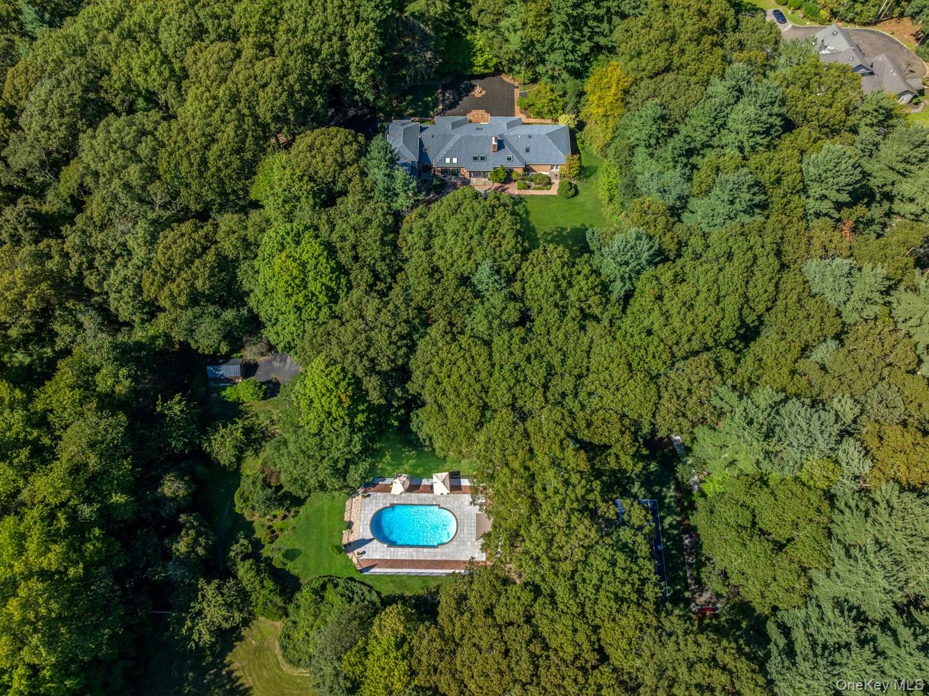 10 Laurel Woods Drive – For Sale photo 34