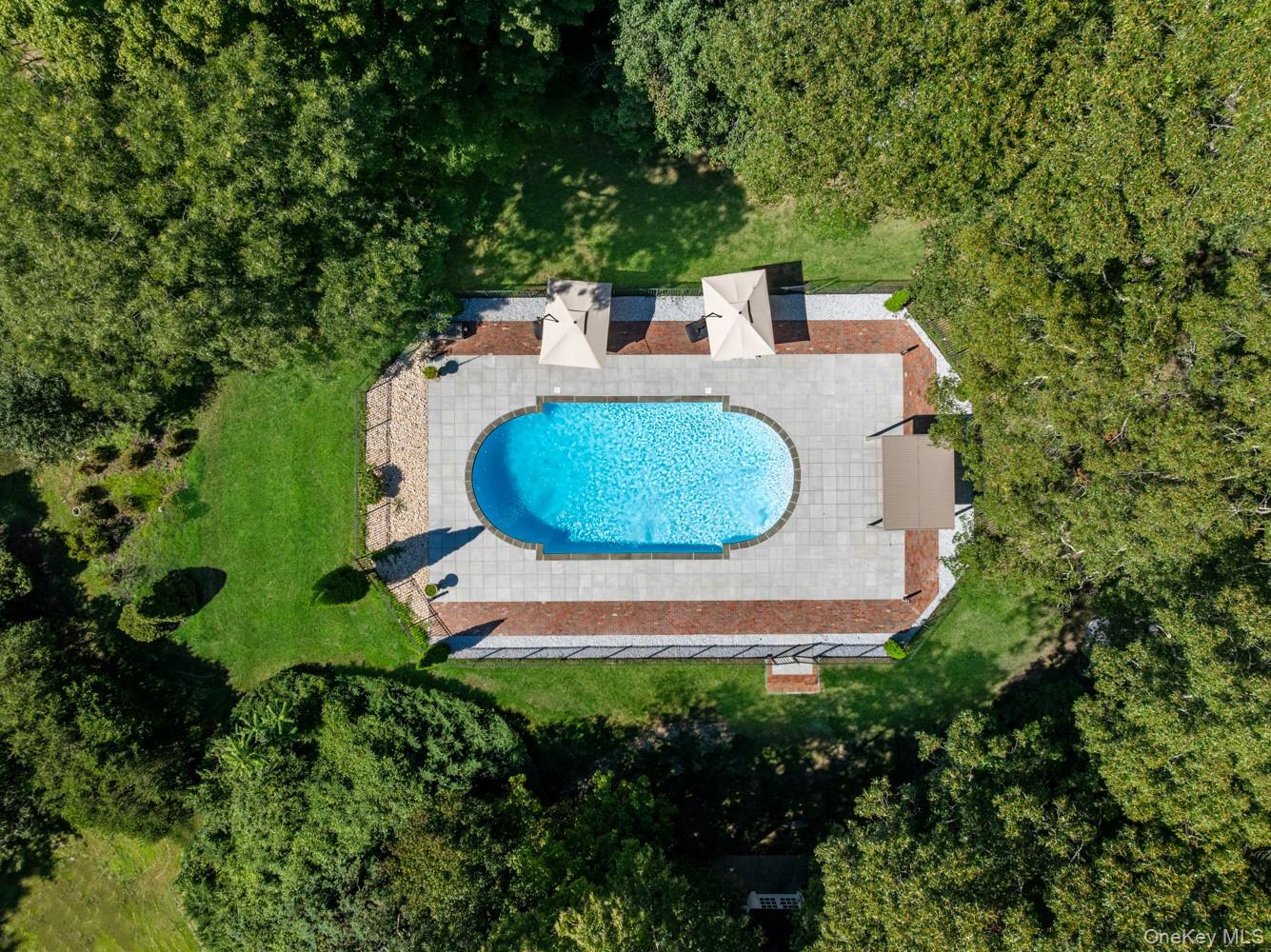10 Laurel Woods Drive – For Sale photo 31