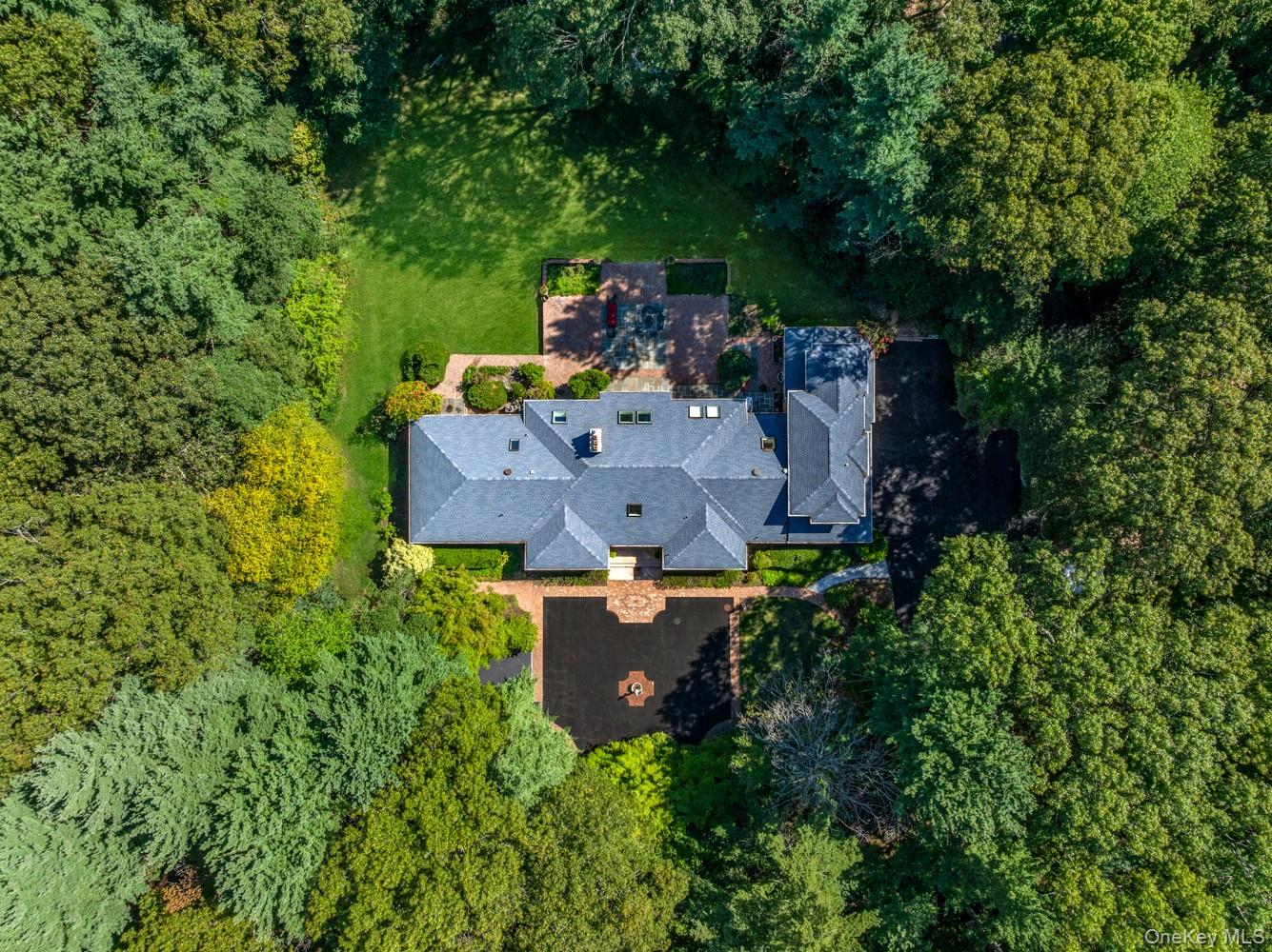 10 Laurel Woods Drive – For Sale photo 33