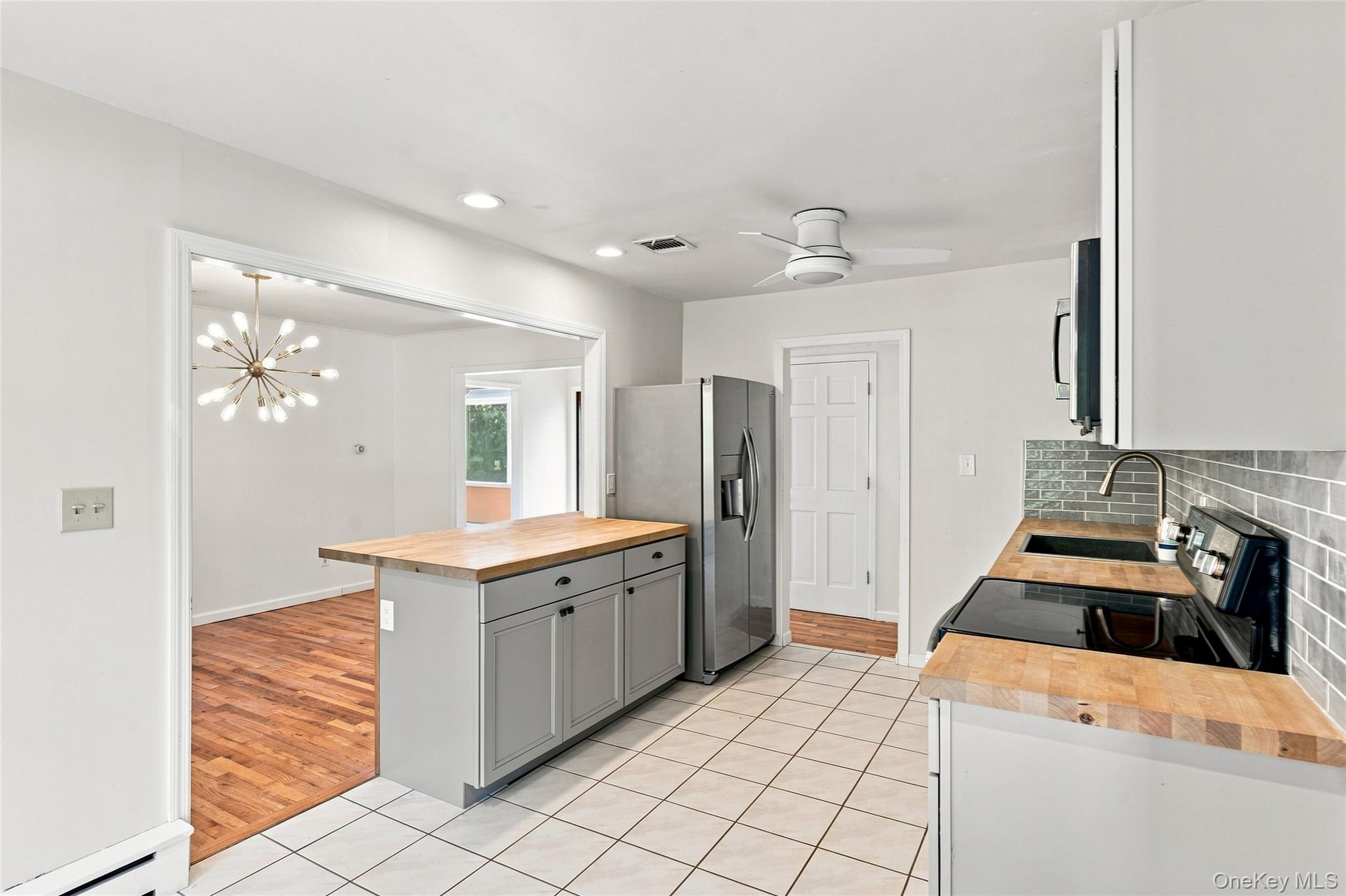 25 Harvey Lane – For Sale photo 9