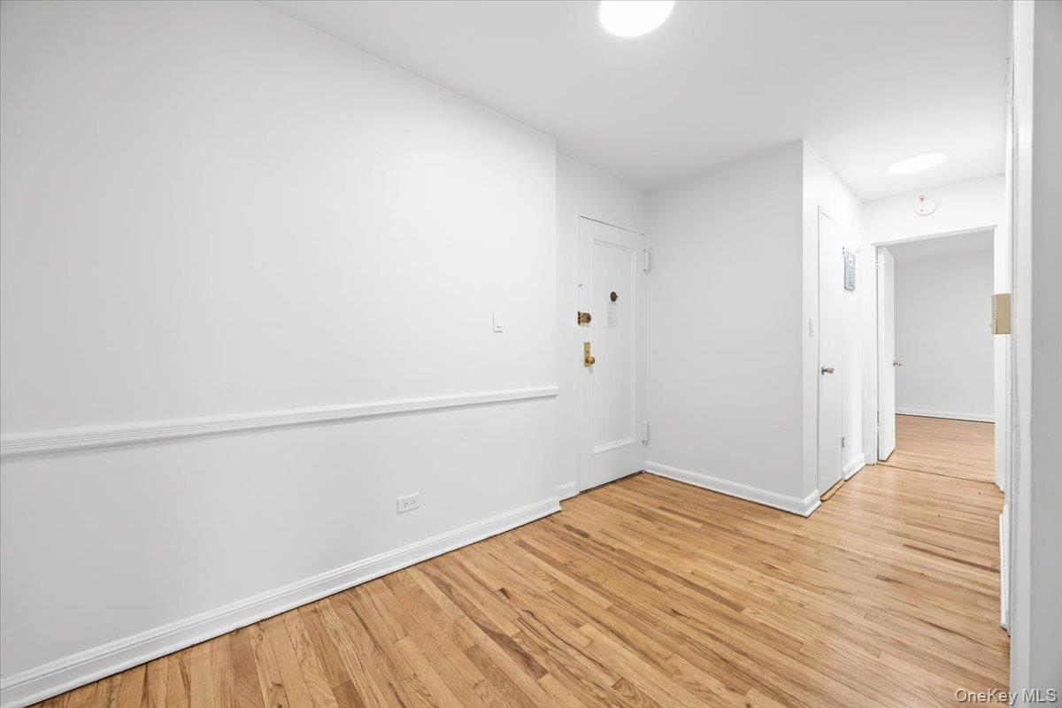 3260 Netherland Avenue, Unit 3F photo 11