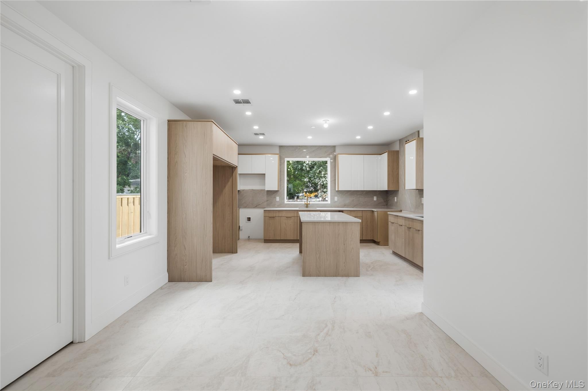 41 Saddle River Road, Unit 216 photo 16