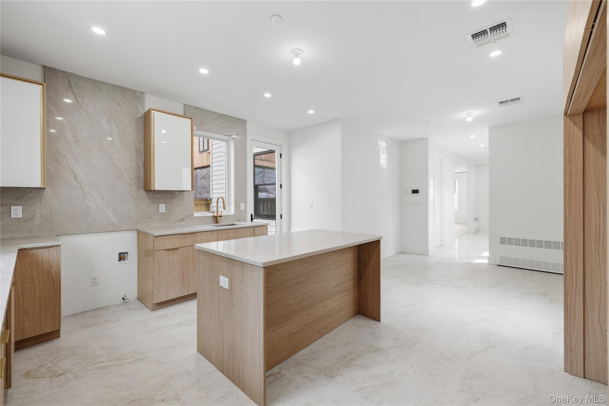 41 Saddle River Road, Unit 216 photo 18