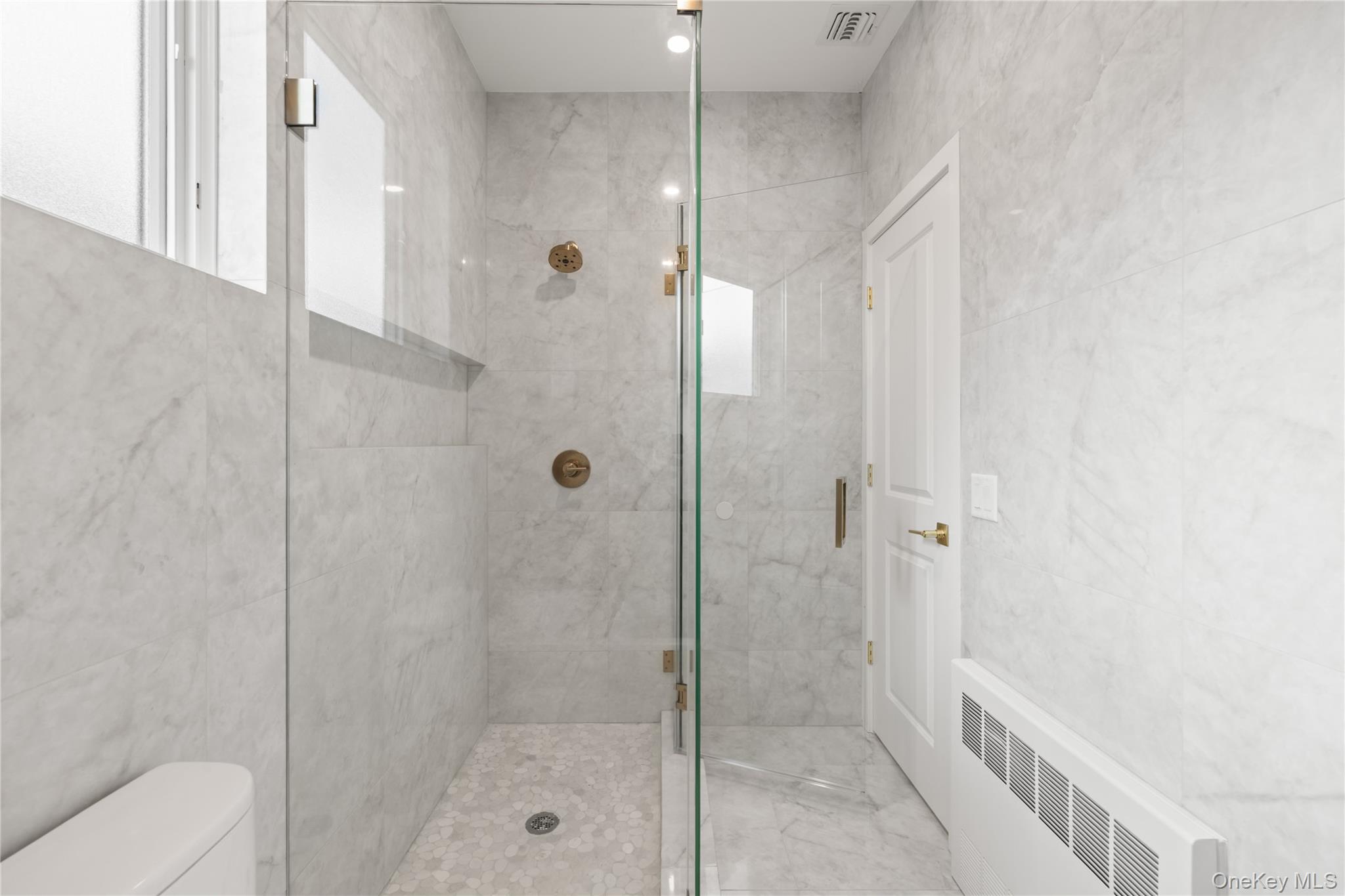 41 Saddle River Road, Unit 216 photo 35