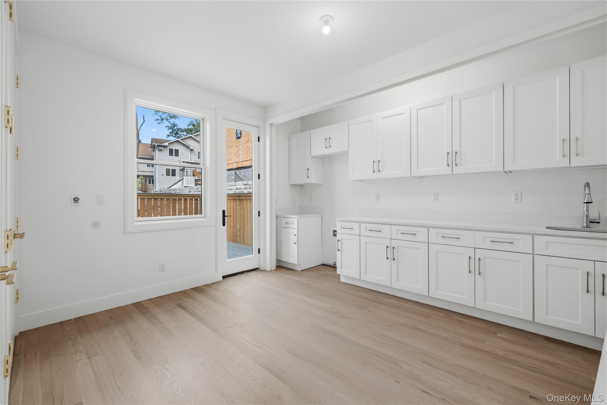 41 Saddle River Road, Unit 216 photo 23