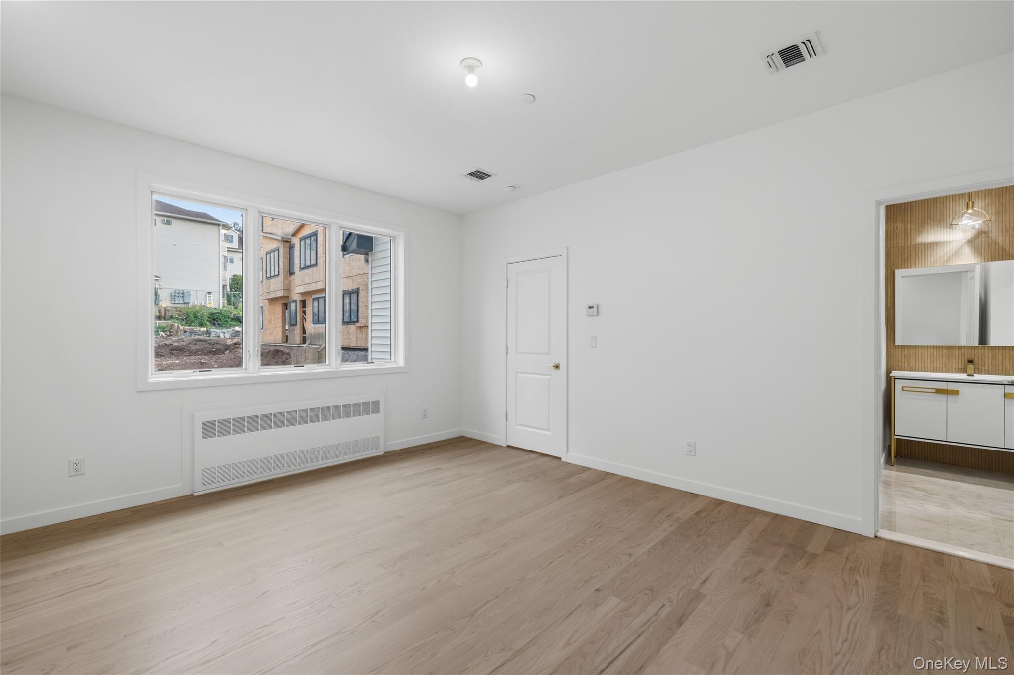 41 Saddle River Road, Unit 216 photo 29