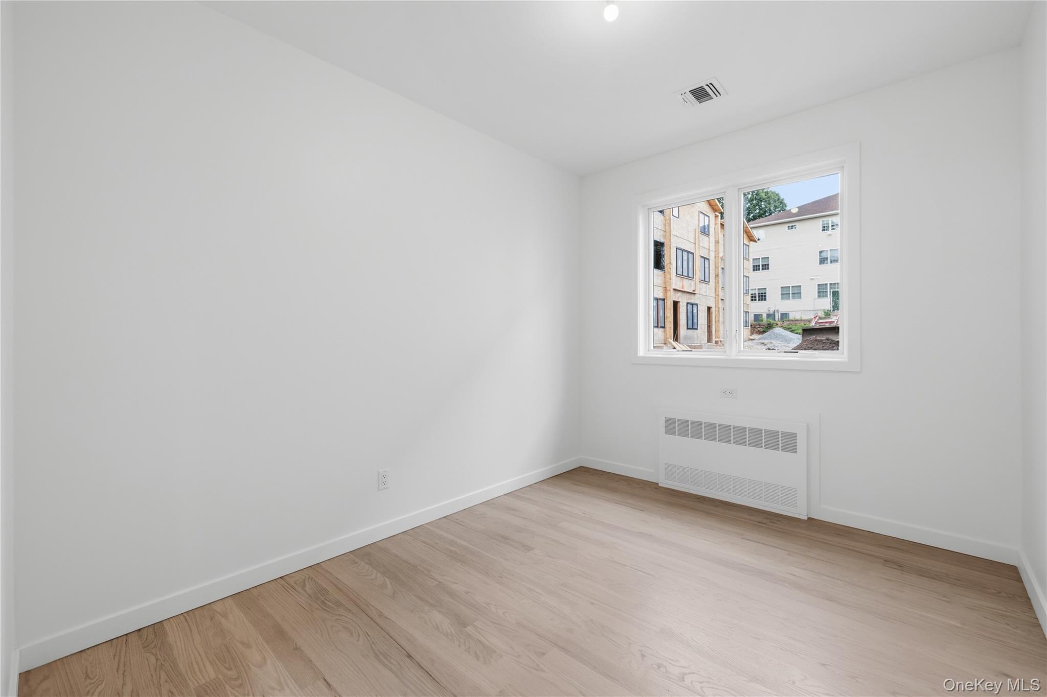 41 Saddle River Road, Unit 216 photo 38