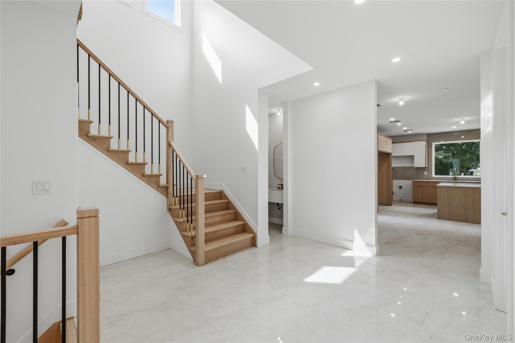 41 Saddle River Road, Unit 216 photo 10