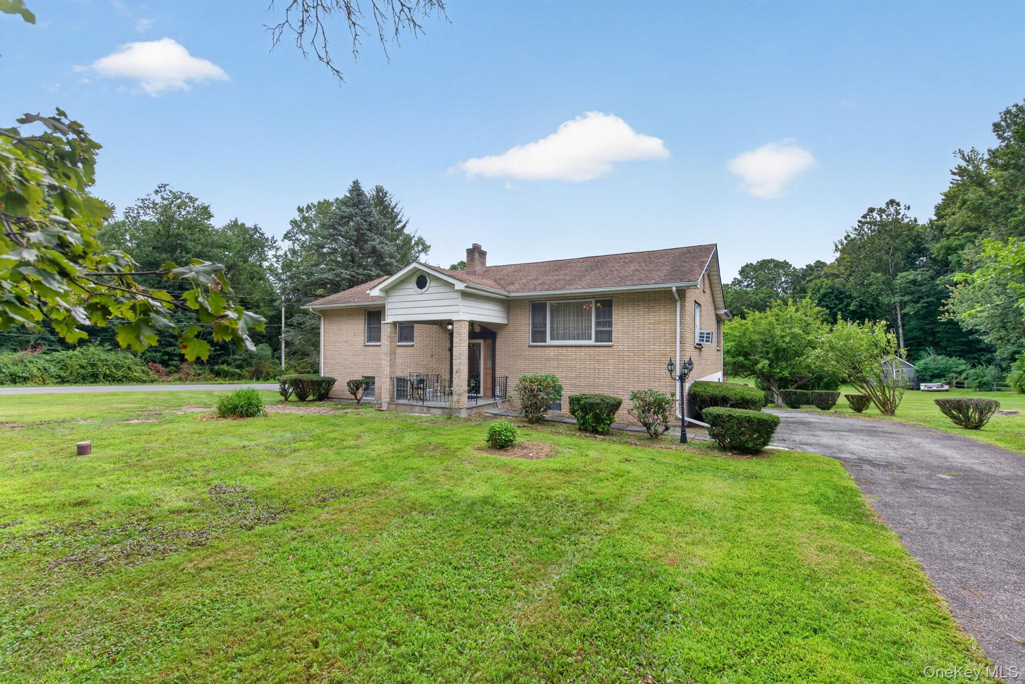 60 Rock Cut Road – For Sale photo 2
