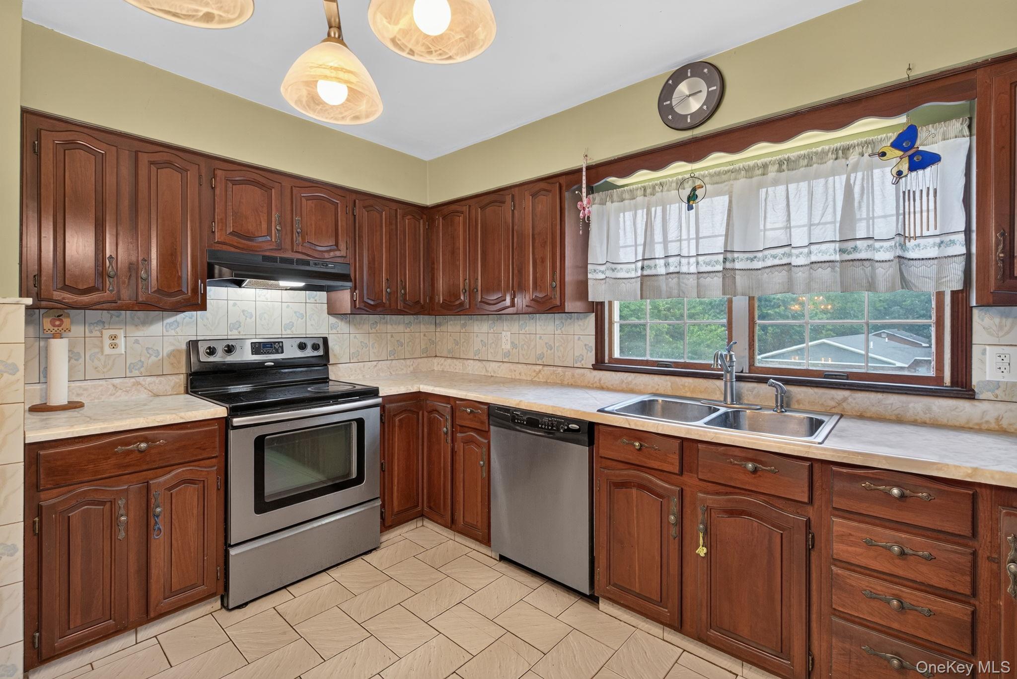 60 Rock Cut Road – For Sale photo 22