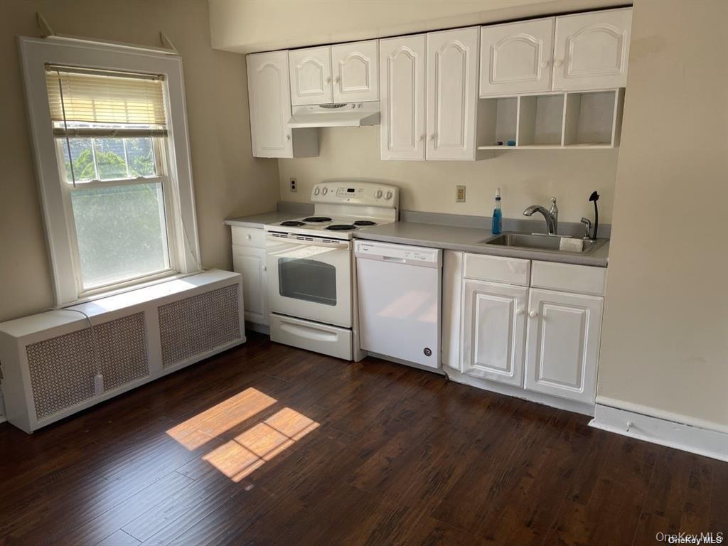 28 Ellwood Street, Unit Upper photo 2