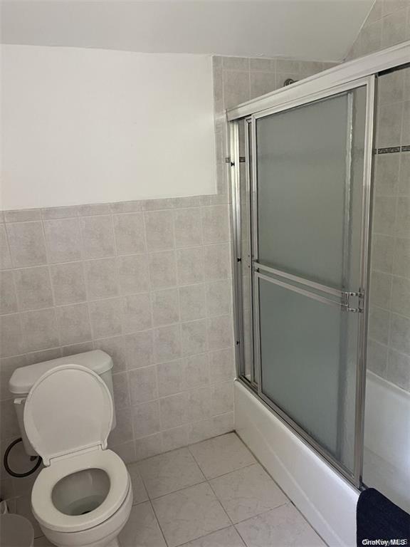 28 Ellwood Street, Unit Upper photo 9